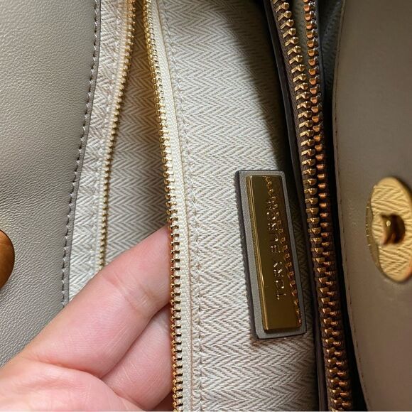 Tory Burch Kira Chevron Tote Bag - Picture 9 of 10